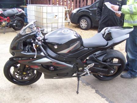 Suzuki GSX-R1000K6 ECU remap with handlebar switching for baffle in/out