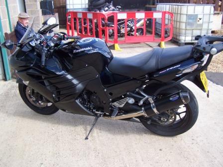 Kawasaki ZZR1400 ECU remap – 196bhp at the rear wheel and traction control set to start where it’s left… plus a happy owner