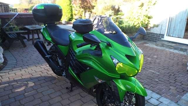**UPDATE**Kawasaki ZZR1400 with standard exhaust and BMC air filter ECU remap – the owner emails his thoughts…
