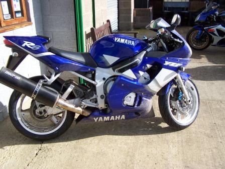 1999 Yamaha R6, with 4,000 miles on the clock and still on its original tyres, prepped and sorted!