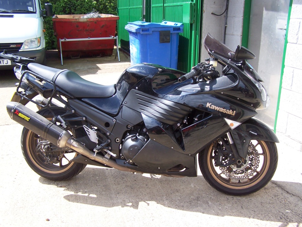 2010 Kawasaki ZZ-R1400 ECU remap – get rid of all the emissions interference and have a brand new bike!