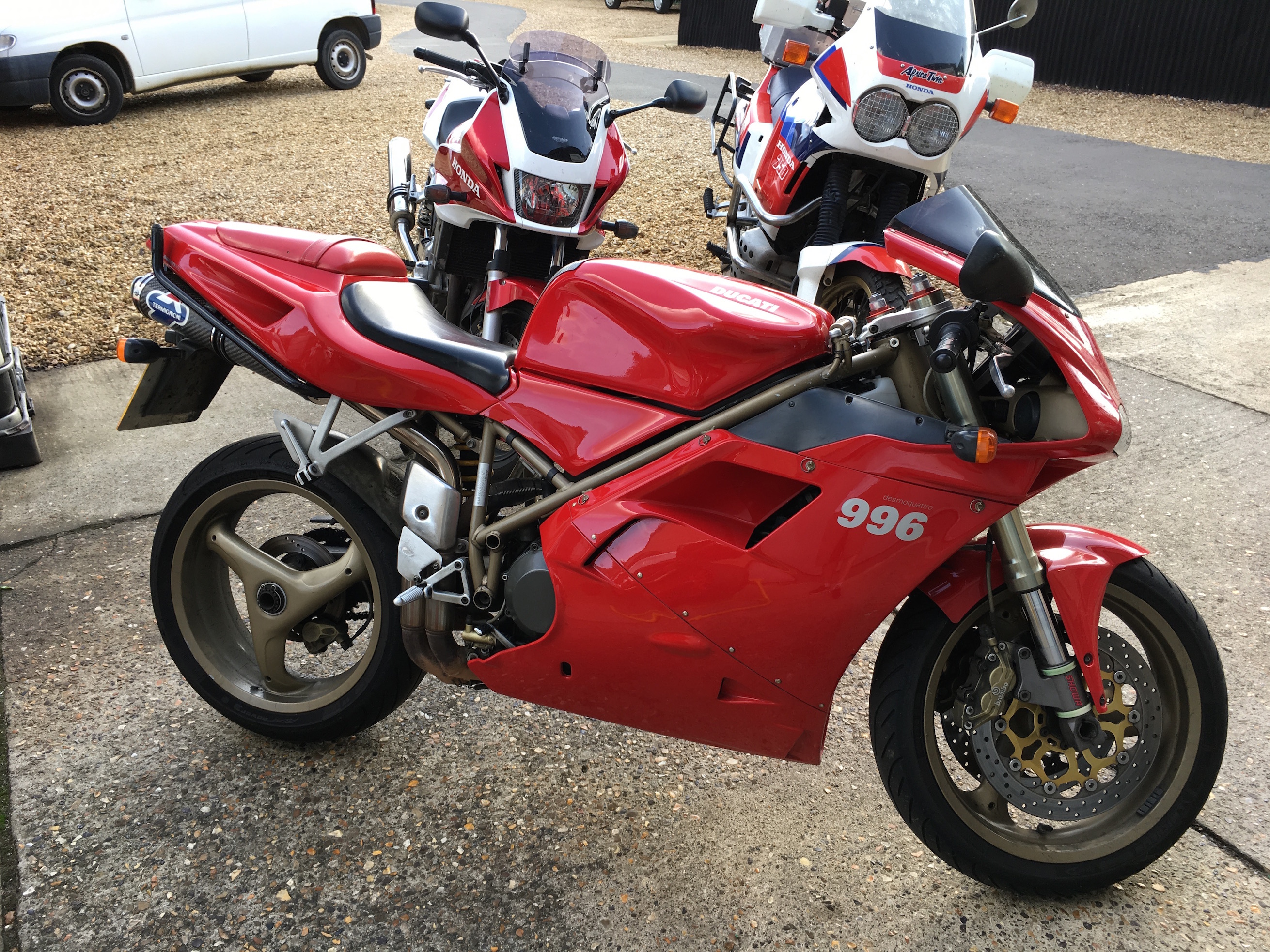 Ducati 996 top end sort out after long-range overheat…