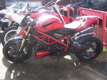 Ducati 848 Streetfighter ECU remap to smooth out aggressive throttle response