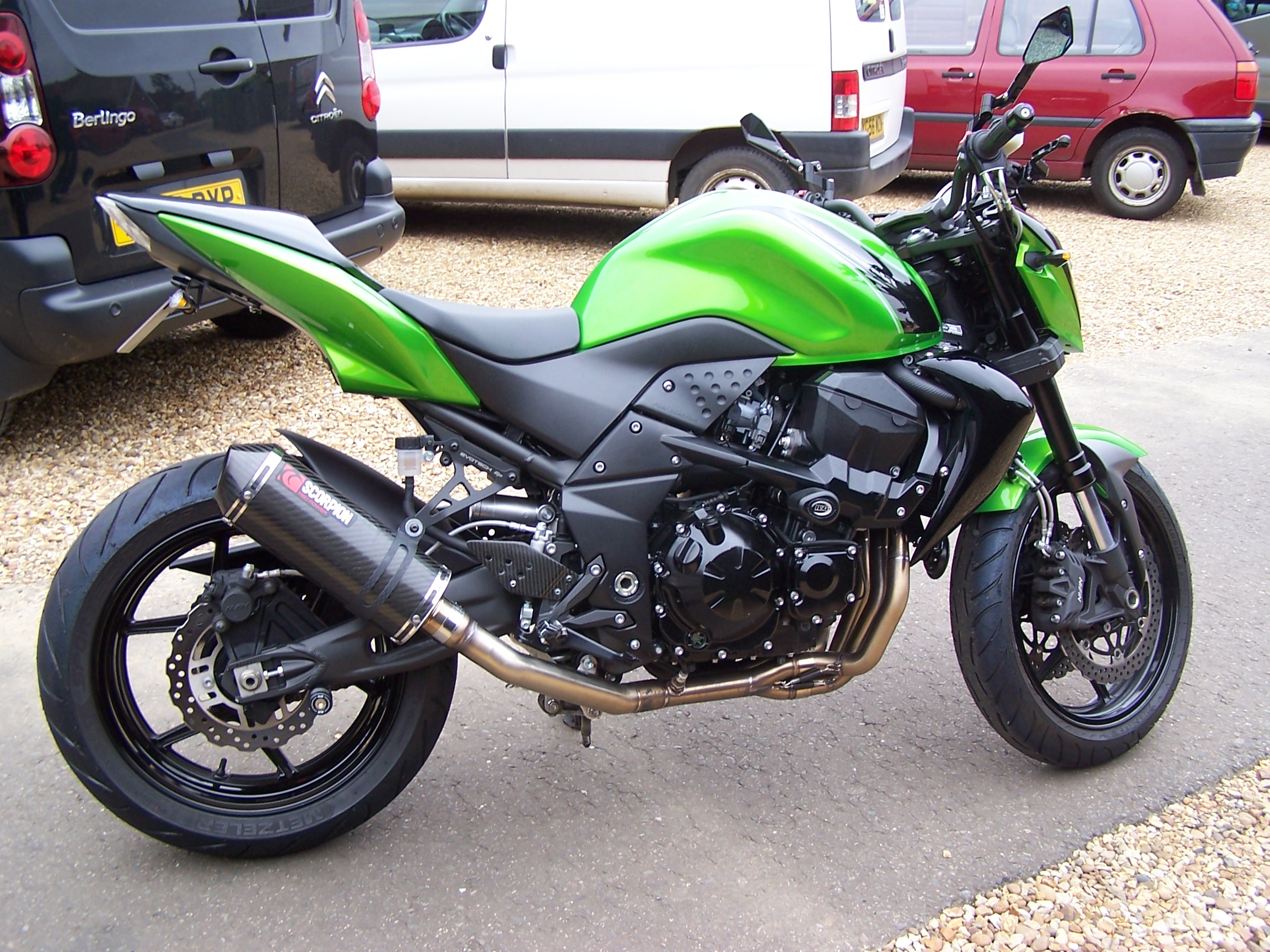 2012 Kawasaki Z750R: Power Commander PC V fit and setup to suit Stage 2 air filter lid